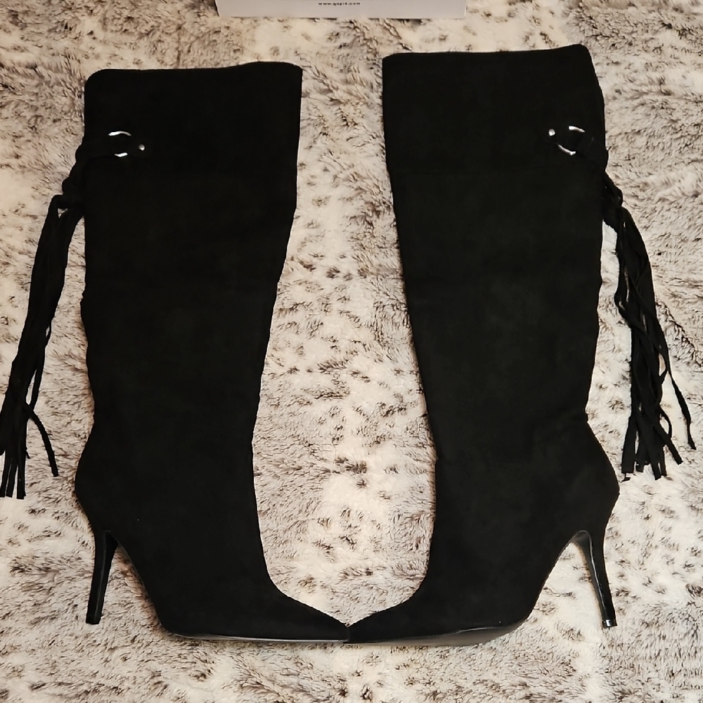 Qupid Black Suede Women's Size 10 High Heels